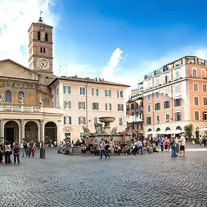 Magenta Deluxe Moro , Rome Italië